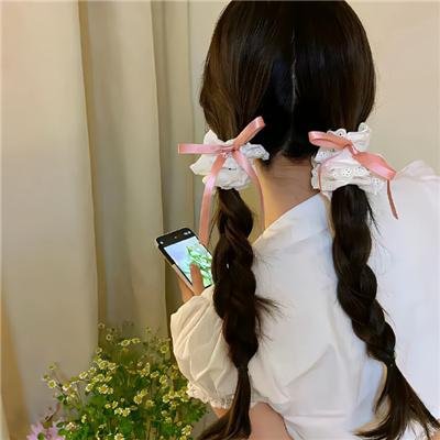 津津井小姐